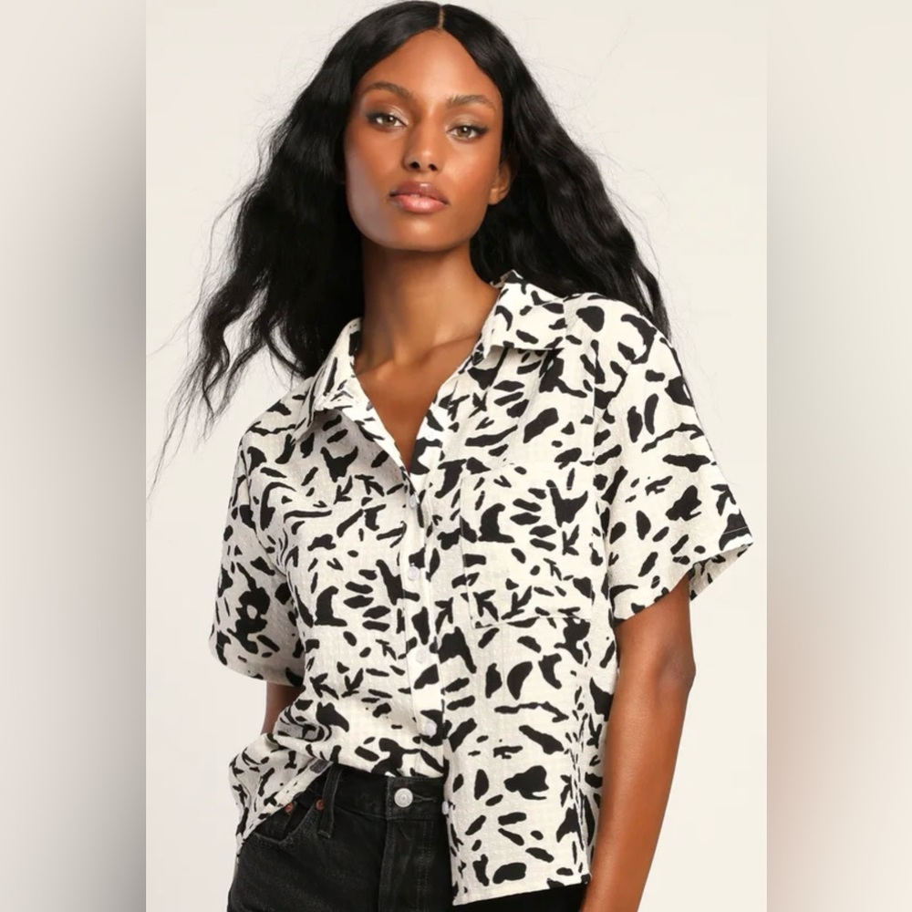 Lulus | Got Spotted White Animal Print Textured Button-up Shirt